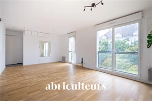 t4 à la vente -   92000  NANTERRE, surface 67 m2 vente t4 - UBI436610093